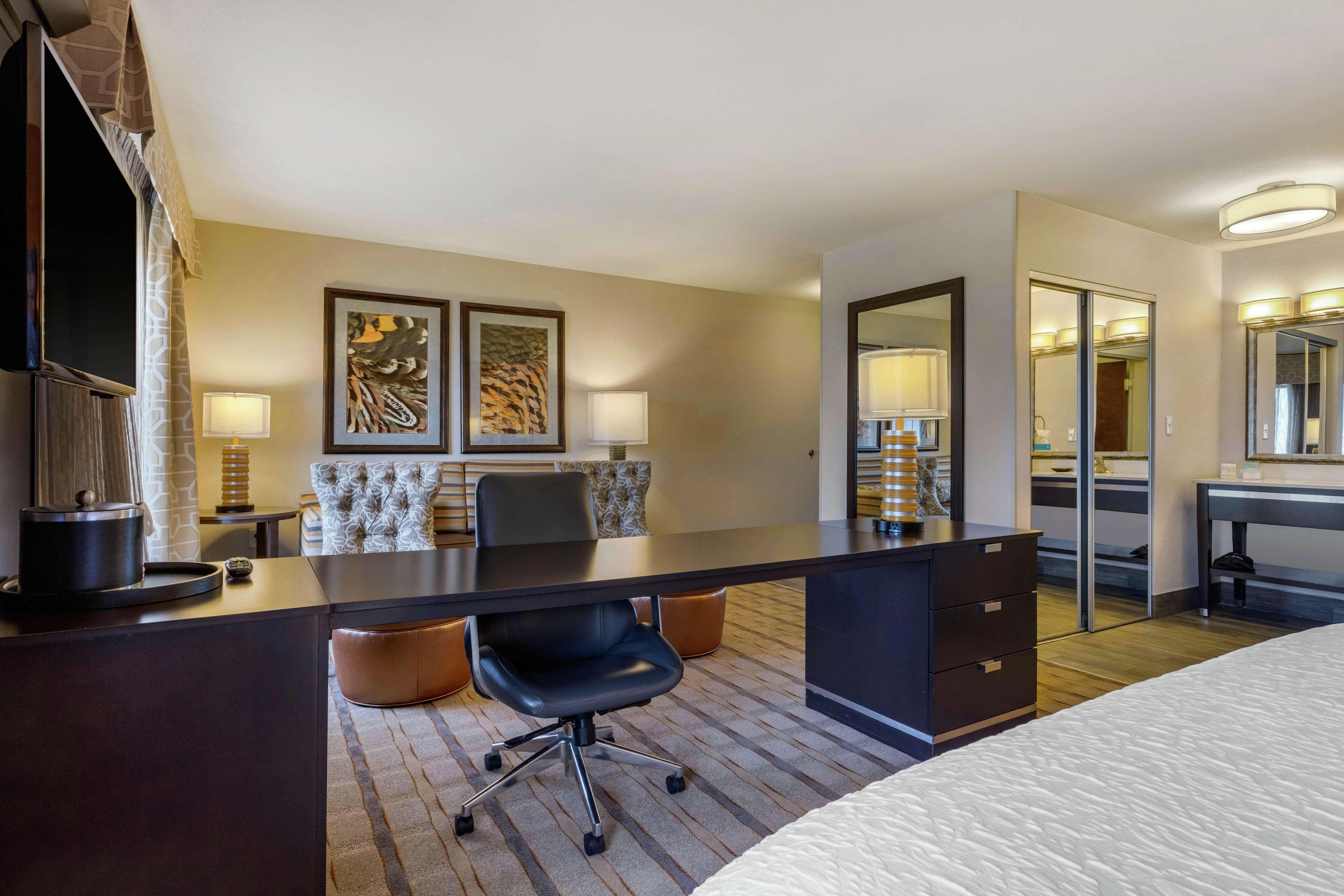Hampton Inn And Suites Columbus, Ms מראה חיצוני תמונה
