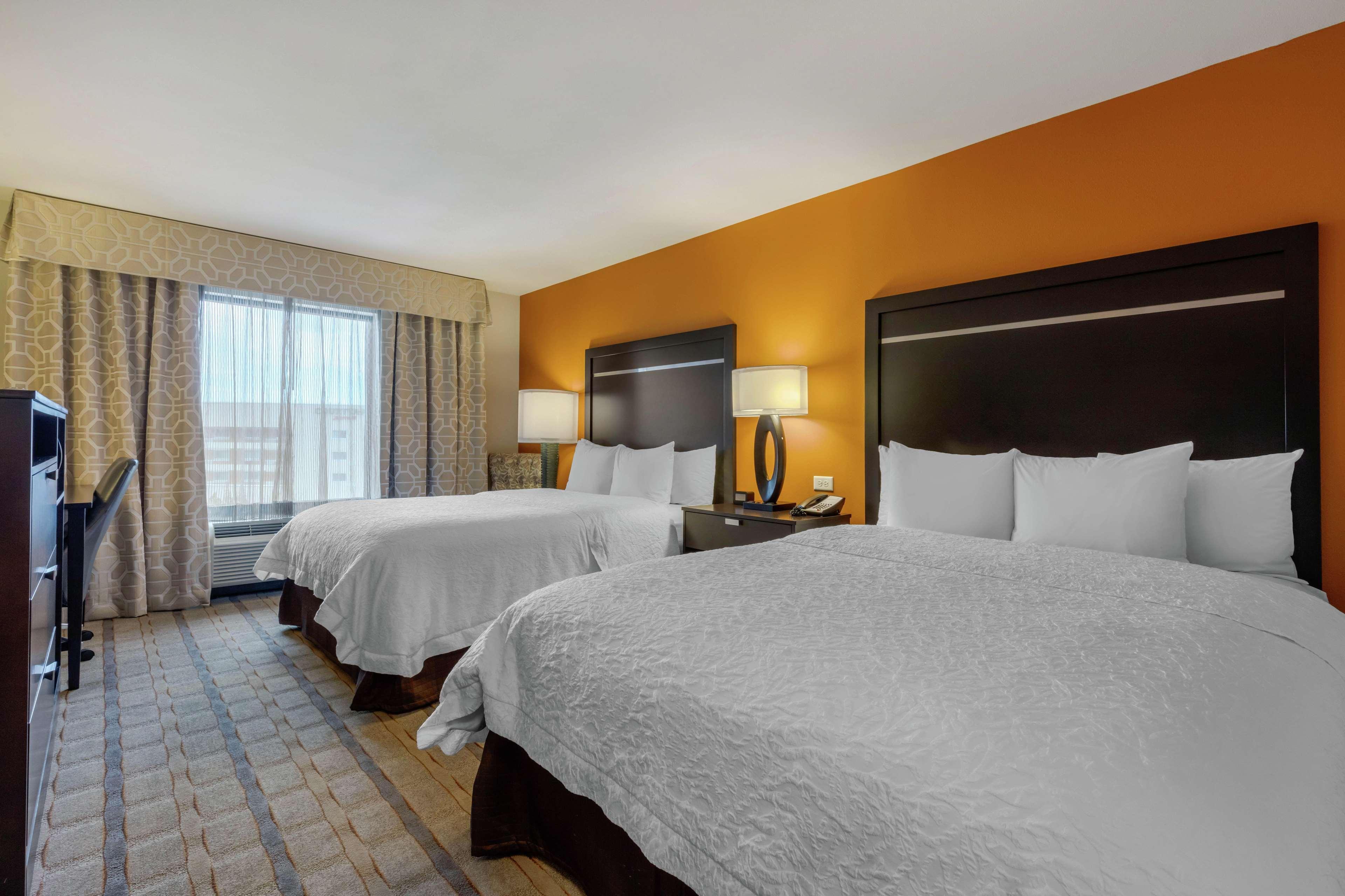 Hampton Inn And Suites Columbus, Ms מראה חיצוני תמונה