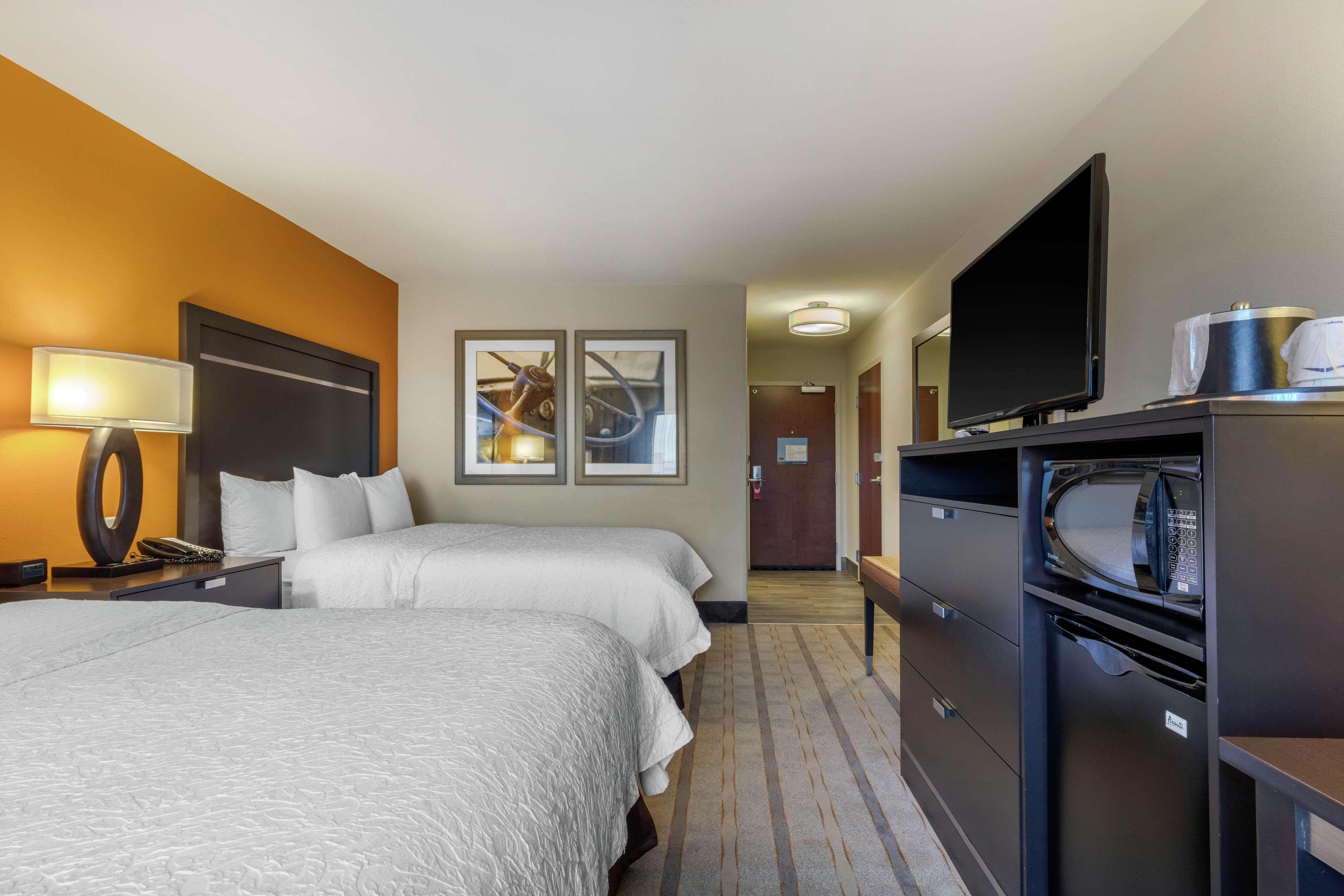 Hampton Inn And Suites Columbus, Ms מראה חיצוני תמונה