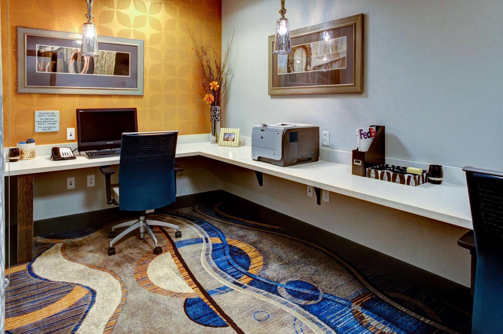 Hampton Inn And Suites Columbus, Ms מראה חיצוני תמונה