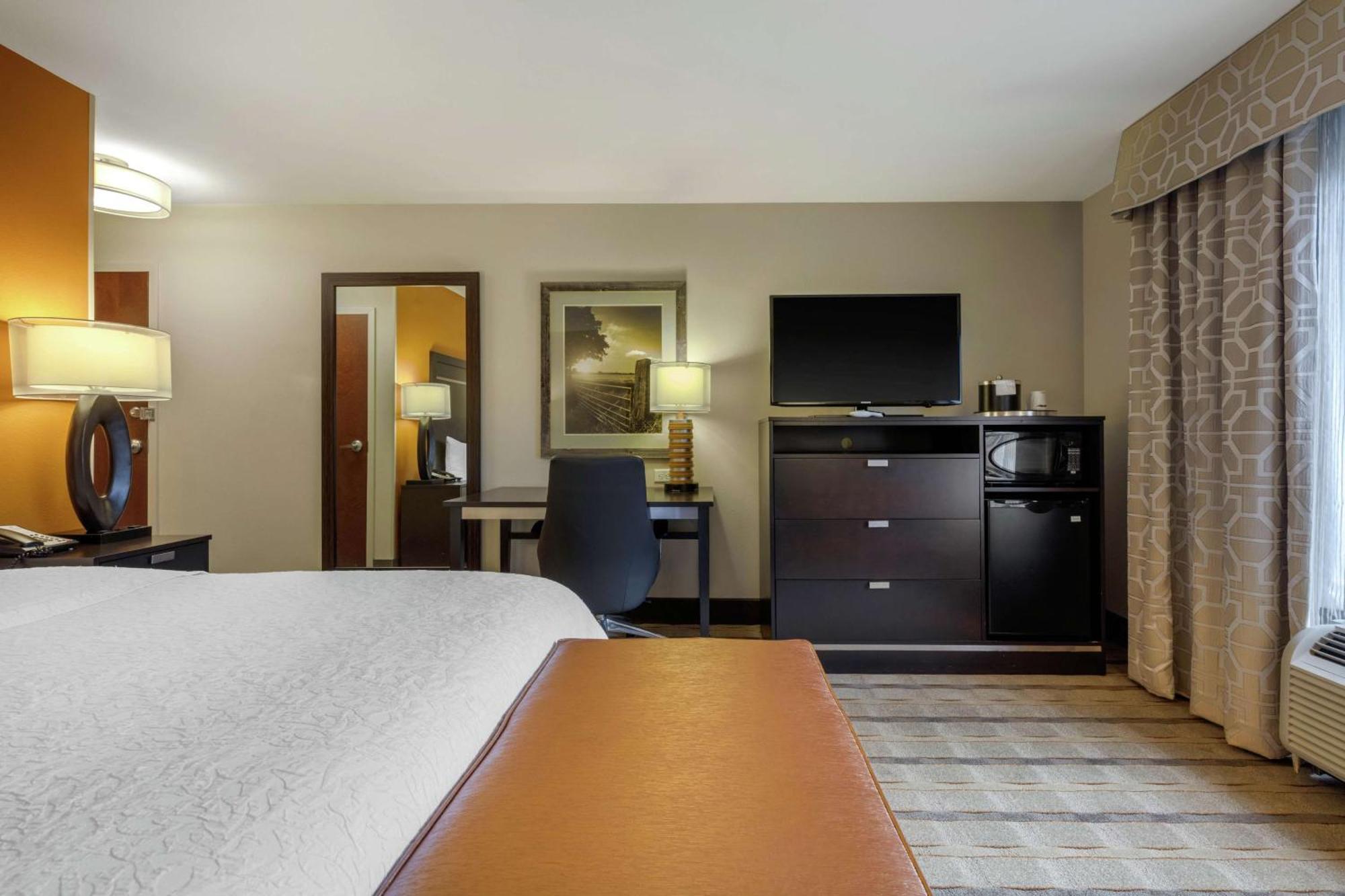 Hampton Inn And Suites Columbus, Ms מראה חיצוני תמונה